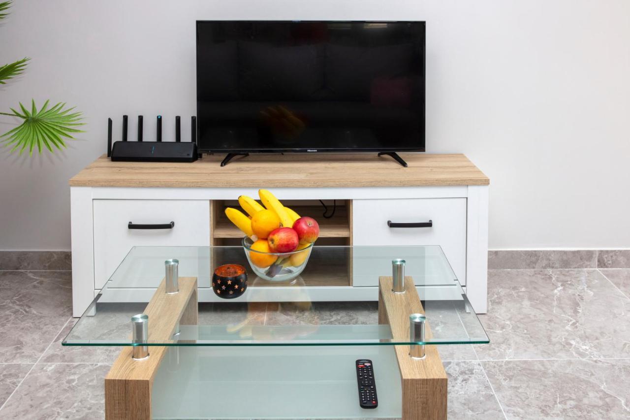 Fortress View Apartment II โกตอร์ ภายนอก รูปภาพ