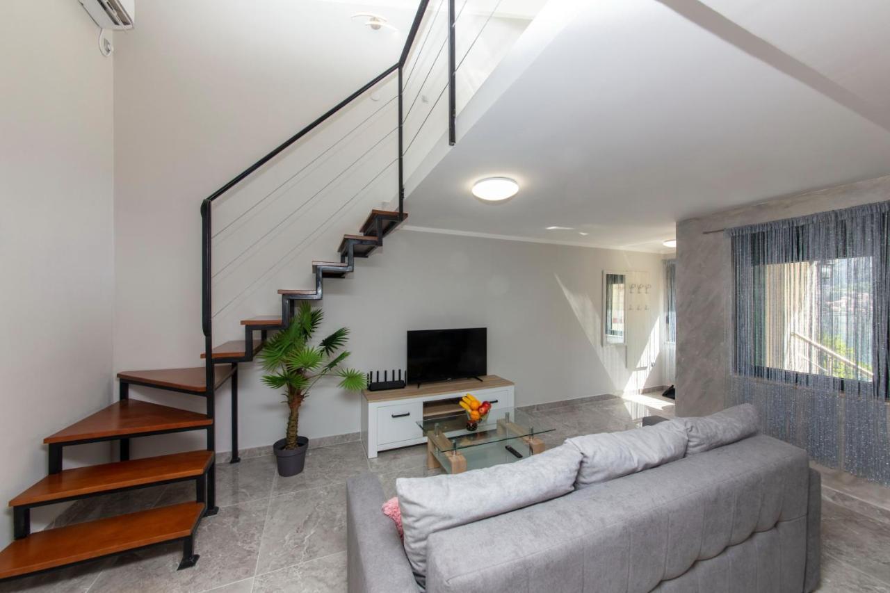 Fortress View Apartment II โกตอร์ ภายนอก รูปภาพ